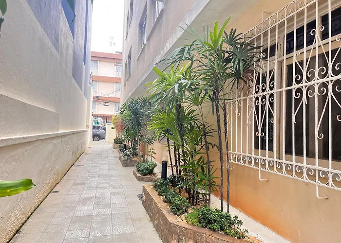 207 VENDAVAL - Flat 1 Quadra Praia do Forte com AC e Wifi